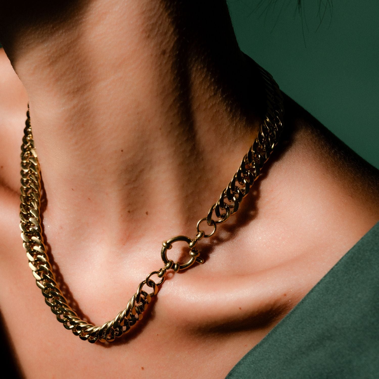 Silk & Steel Nova necklace with cubic zirconia in silver stainless steel.