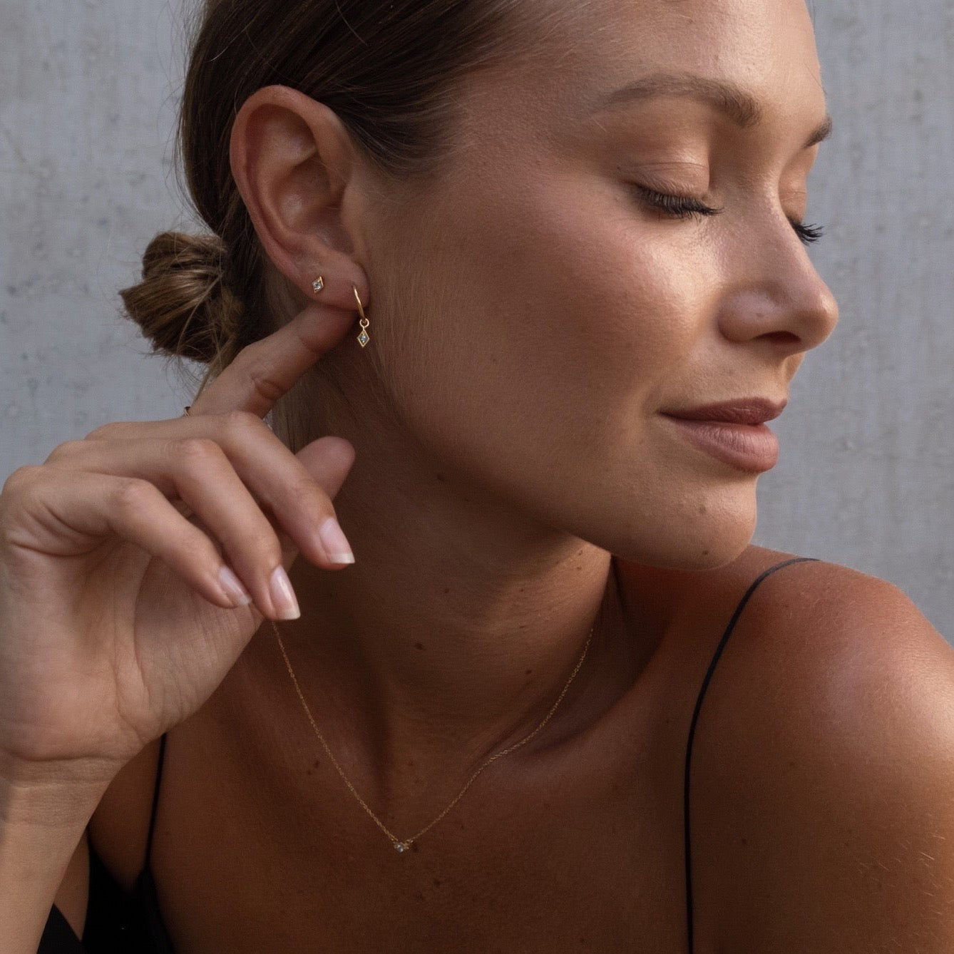 Silk & Steel Jewellery Superfine Keepsake Hoop Blue Topaz + Gold