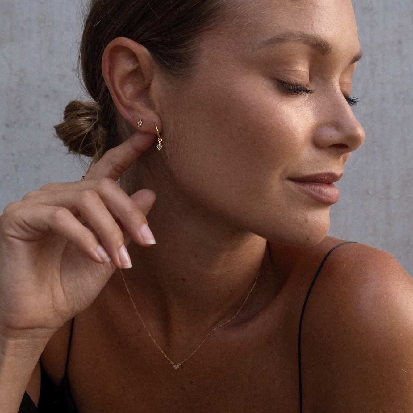 Silk & Steel Jewellery Superfine Keepsake Hoop Black Spinel + Gold