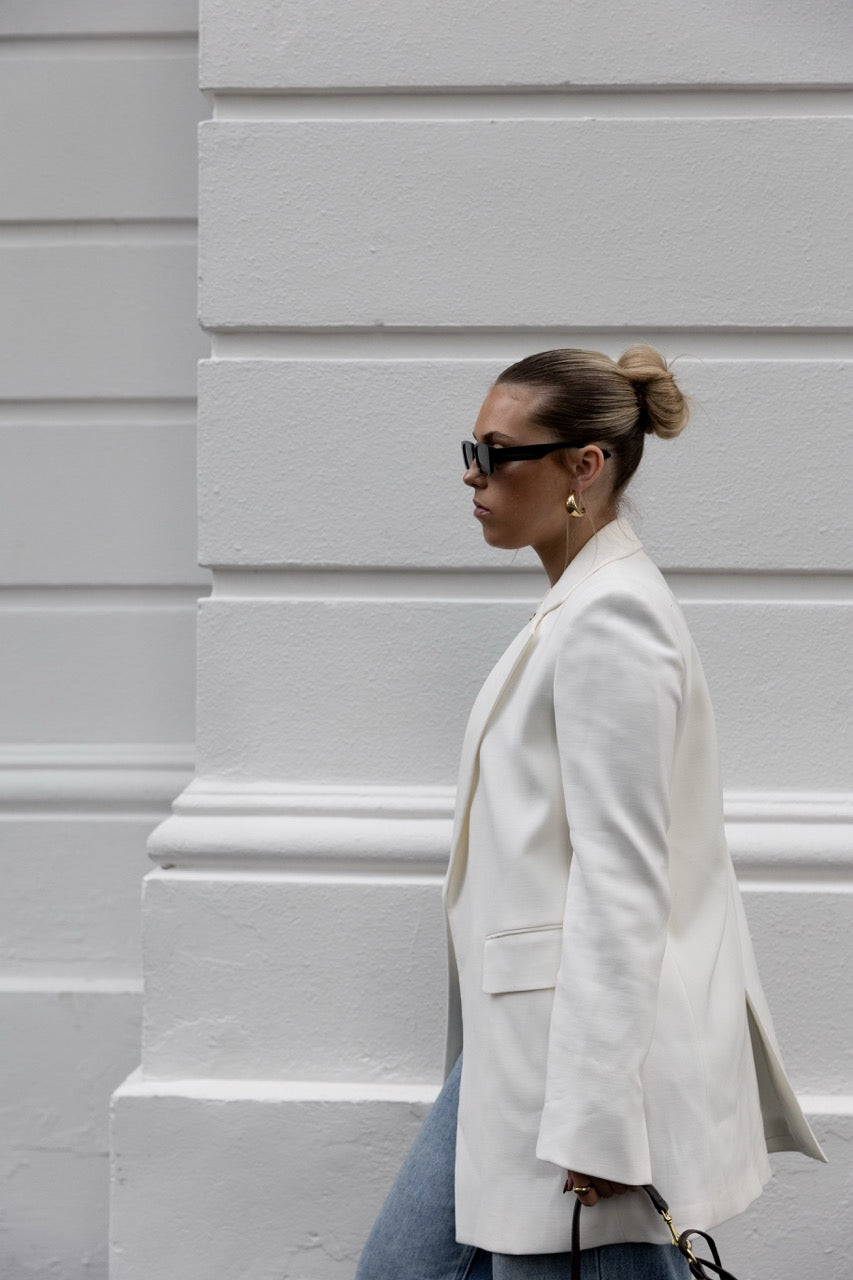 How to Build a Jewellery Capsule Wardrobe: The 8 Pieces You'll Wear on Repeat