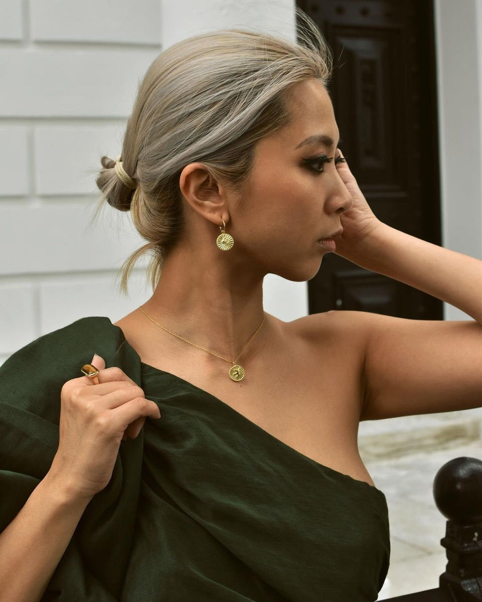 Meet Our Muse - Aki - The Sleek Avenue