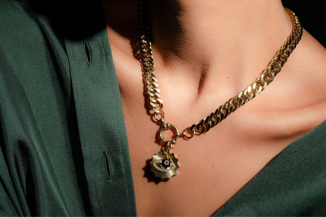 Nova Necklace with Star Pendant in 14k gold-plated stainless steel with cubic zirconias