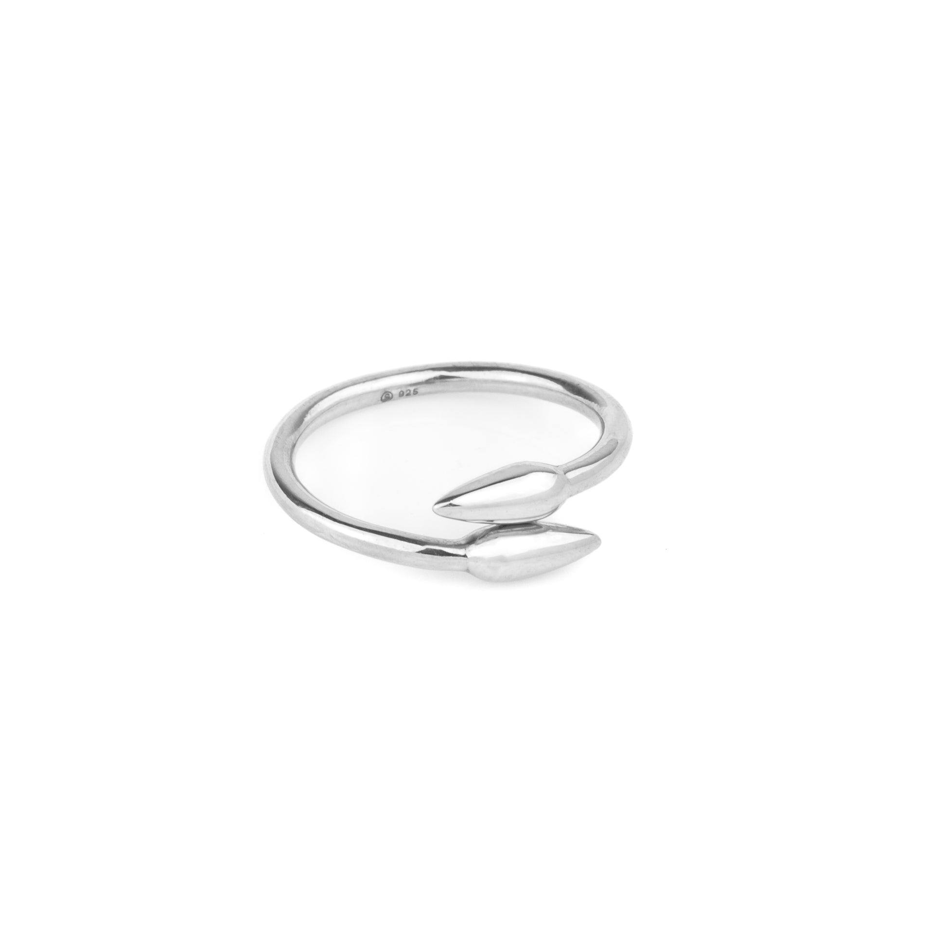 Superluxe Anther Ring Silver