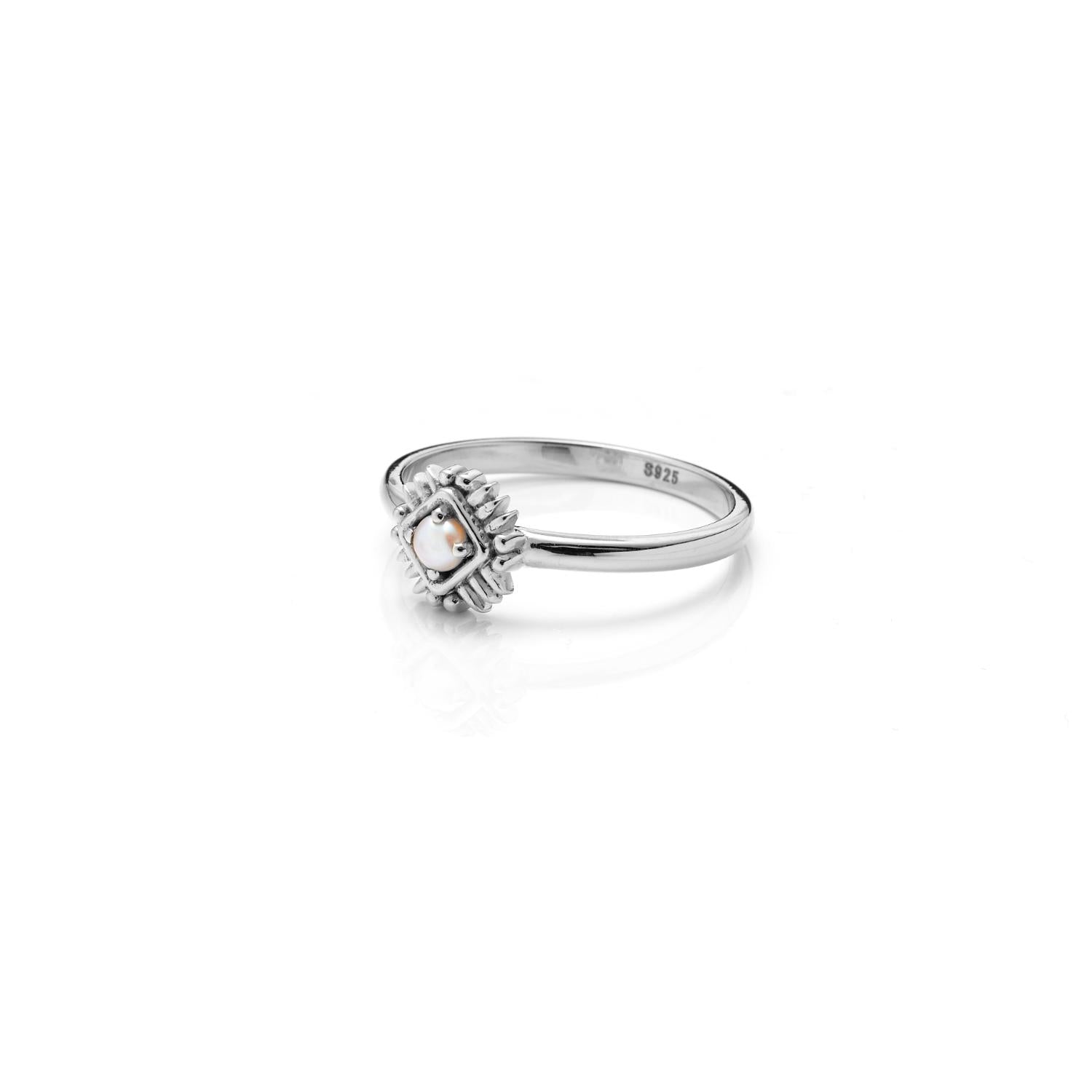 Silk & Steel Jewellery Petite Perle Ring - Pearl + Silver