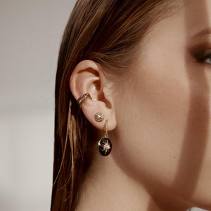 Silk & Steel Jewellery Petite Perle Stud Earrings – Pearl + Gold