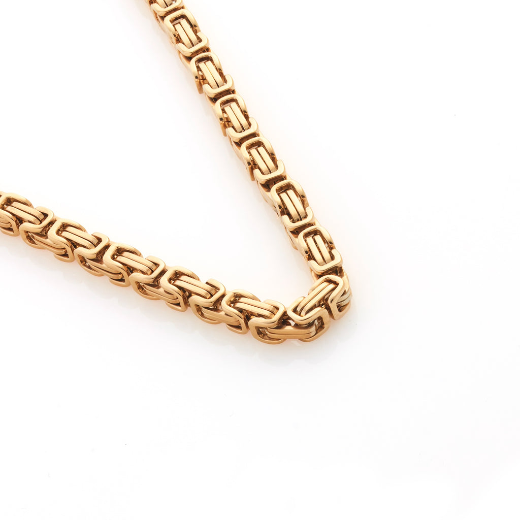 Silk & Steel Meridian Necklace in high quality 14k gold-plated stainless steel with vintage chain links.