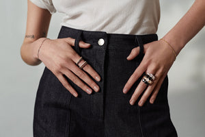 Eternity / Black Spinel + Silver / Ring