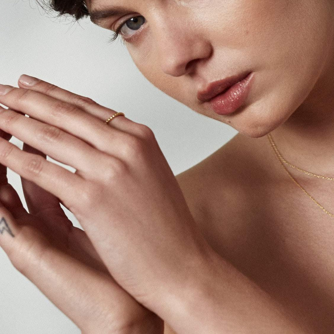 Silk & Steel Superfine Seed Stacker ring silver