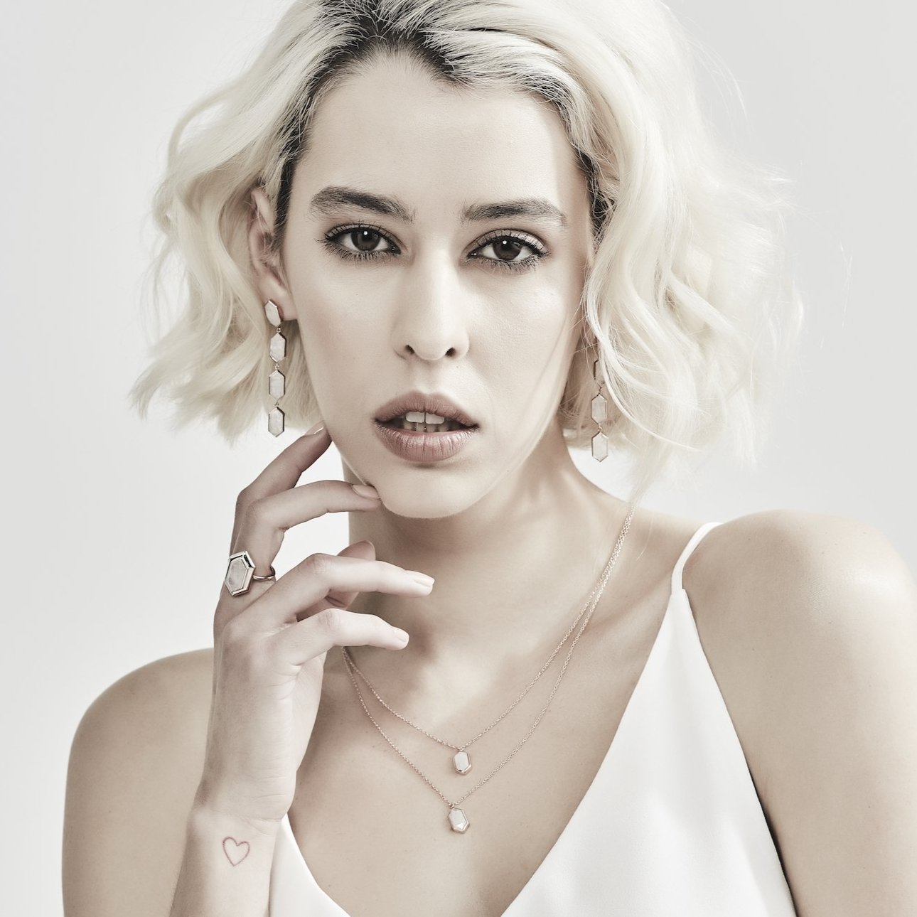 Silk&Steel Jewellery Haveli Moonstone and rose gold necklace