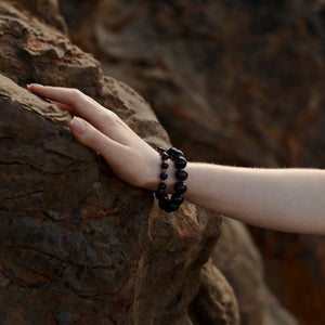 Silk & Steel Jewellery Luna Bracelet Black Onyx + Gold