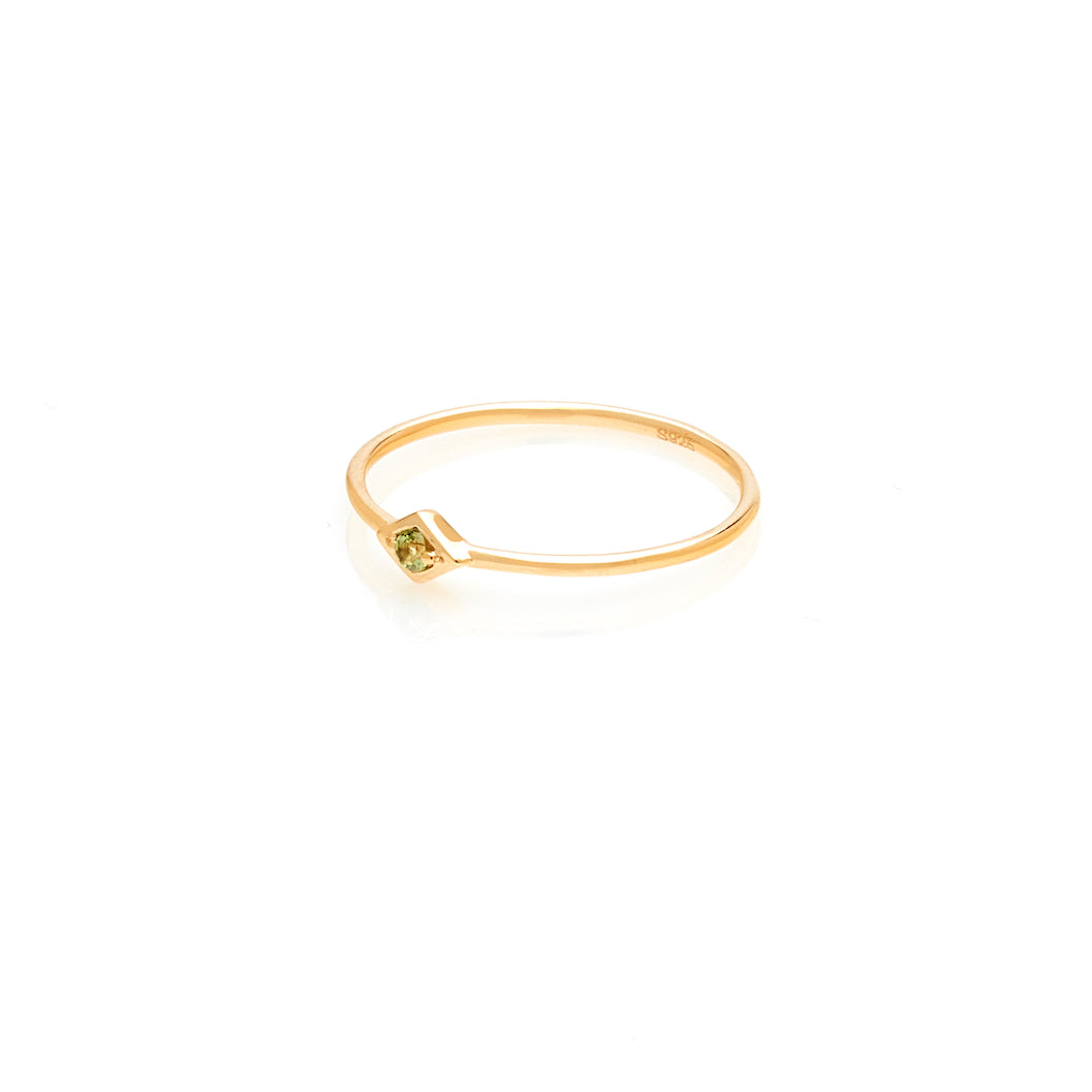 Silk & Steel Superfine Keepsake Peridot Gold Ring
