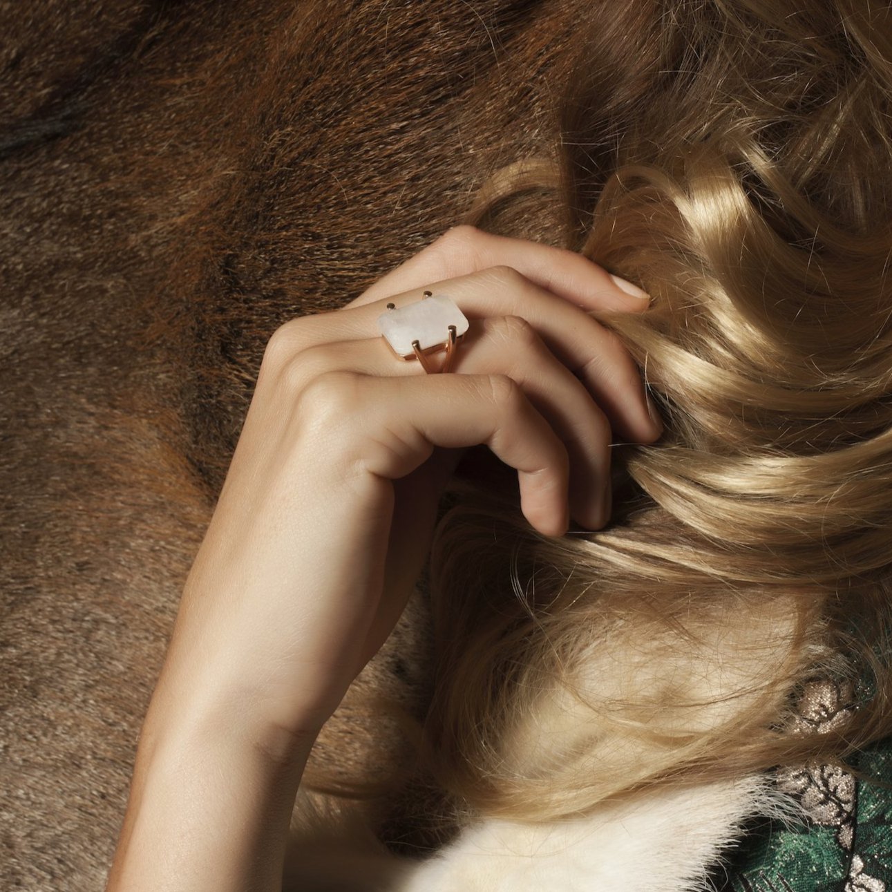 Prima Donna Ring Moonstone Gold